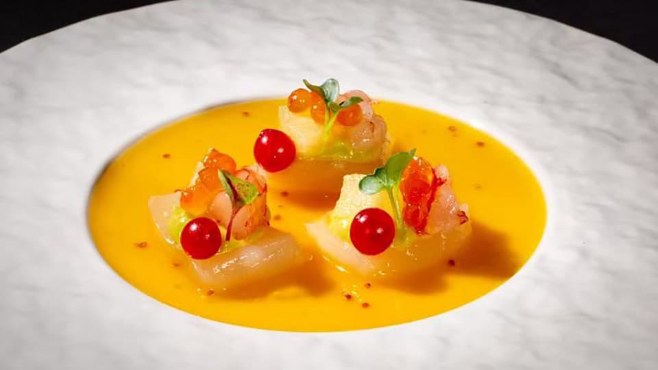 Peixe branco com molho de manga